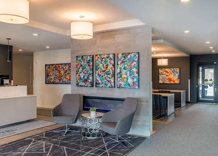 Microtel Inn & Suites Dorval Qc